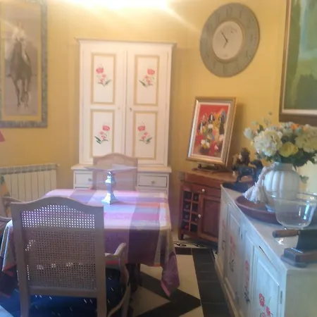 A L'ombre Du Cedre Guest house 2*