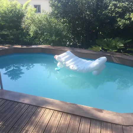 A L'ombre Du Cedre Guest house